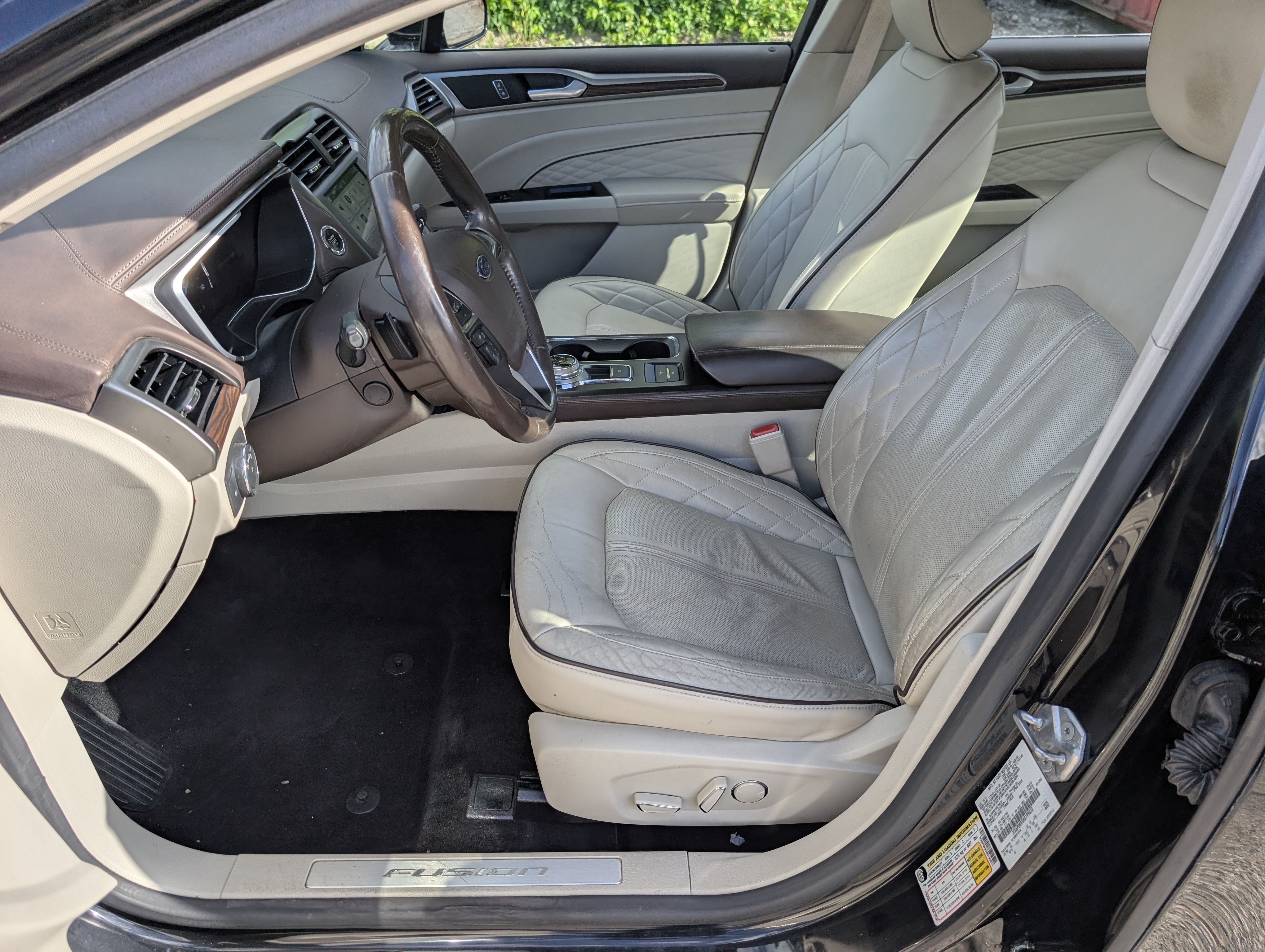 2017 Ford Fusion Platinum - Photo 16