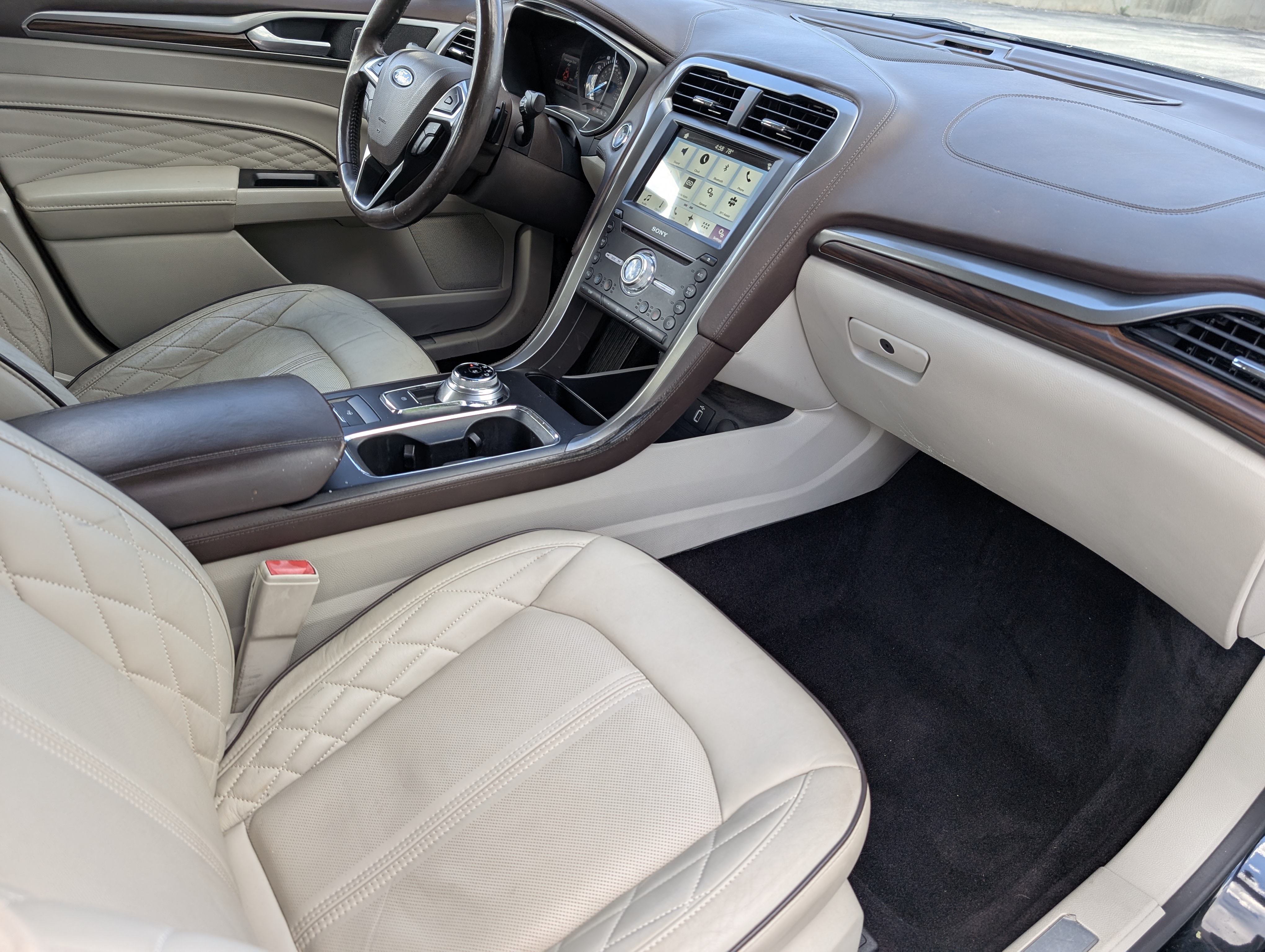 2017 Ford Fusion Platinum - Photo 19