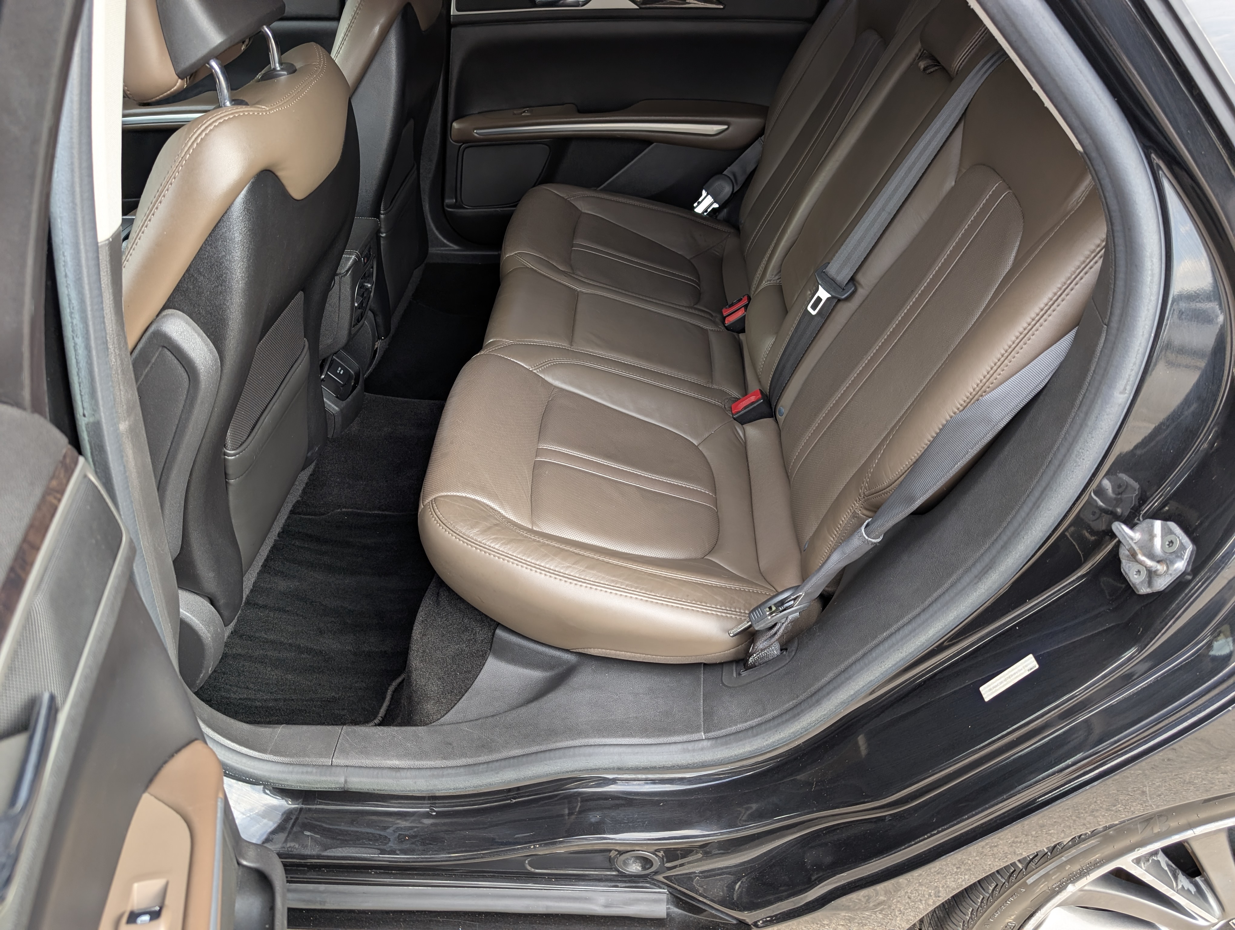 2014 Lincoln MKZ Hybrid - Photo 20